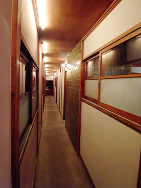 アパート時代の廊下は今も廊下として、、、